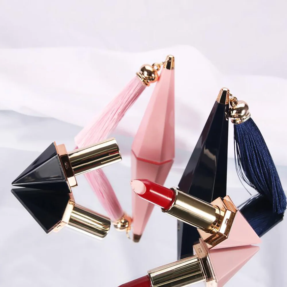 New Empty Lipstick Tube Diamond Lip Balm Containers Diy Beauty Tool Refillable Sample Bottle Refillable Lip Balm With Tassel
New Empty Lipstick Tube Diamond Lip Balm Containers Diy Beauty Tool Refillable Sample Bottle Refillable Lip Balm With Tassel