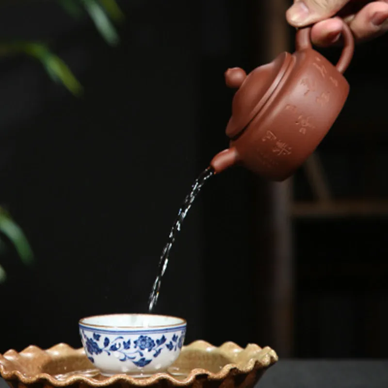 2020 Chinese Yixing Clay Teapot Zisha Infuser Kung Fu Tea Set 180ml New Arrived Famous Handmade Pot High Quality With Gift Box
2020 Chinese Yixing Clay Teapot Zisha Infuser Kung Fu Tea Set 180ml New Arrived Famous Handmade Pot High Quality With Gift Box