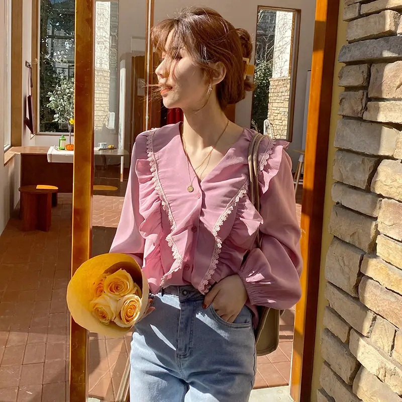 2021 Summer Loose Chiffon Sweet Long Sleeve V neck Patchwork lace blouse girls womens tops and blouse Shirt plus size
2021 Summer Loose Chiffon Sweet Long Sleeve V neck Patchwork lace blouse girls womens tops and blouse Shirt plus size