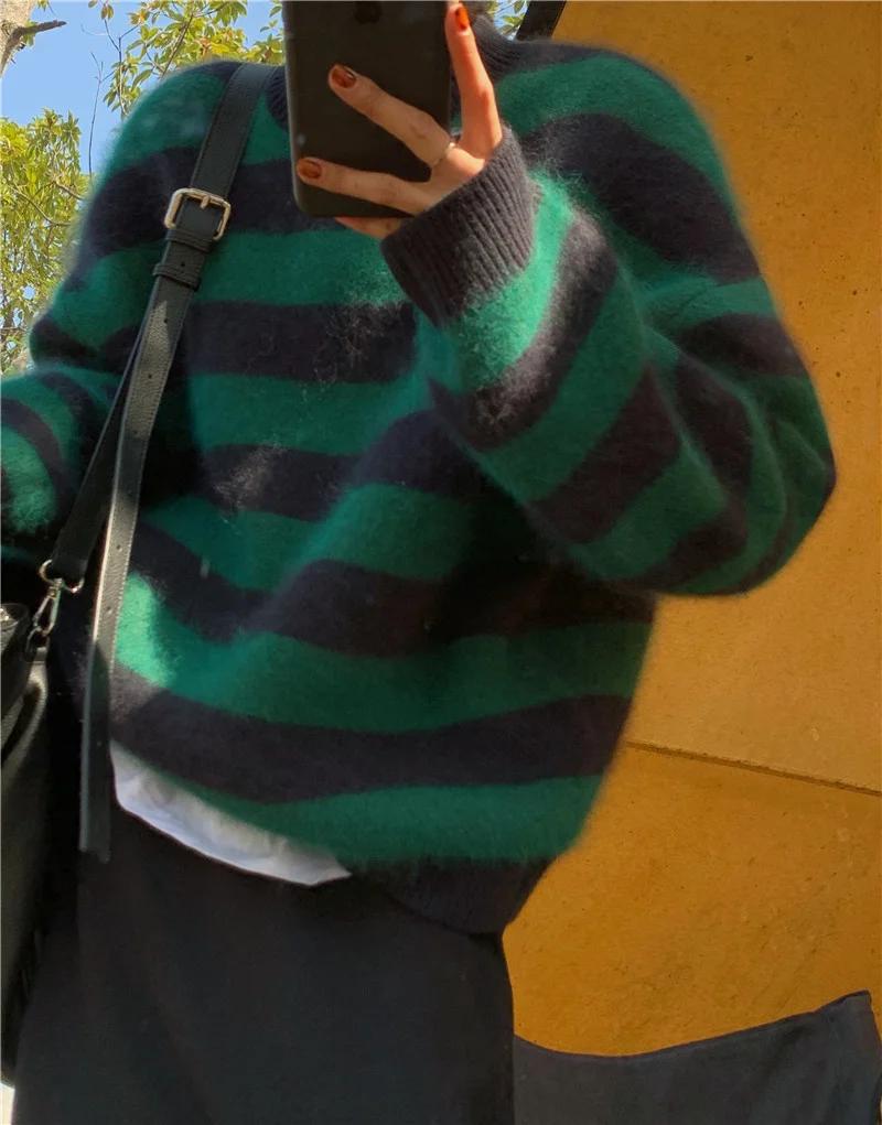 New Women Vintage Stripe Sweater Autumn Winter Loose Oversized Green Korean Pullover Tops Woman Streetwear Baggy Knitted Sweater
New Women Vintage Stripe Sweater Autumn Winter Loose Oversized Green Korean Pullover Tops Woman Streetwear Baggy Knitted Sweater