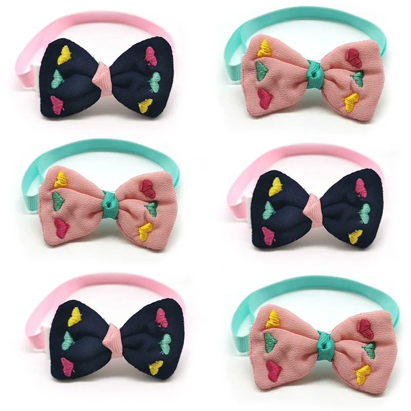 30/50pcs Valentine's Day Pet Dog Bowties Cute Love Heart Style Pet Dog Bow Ties Holiday Small Middle Dog Grooming Accessories 
30/50pcs Valentine's Day Pet Dog Bowties Cute Love Heart Style Pet Dog Bow Ties Holiday Small Middle Dog Grooming Accessories