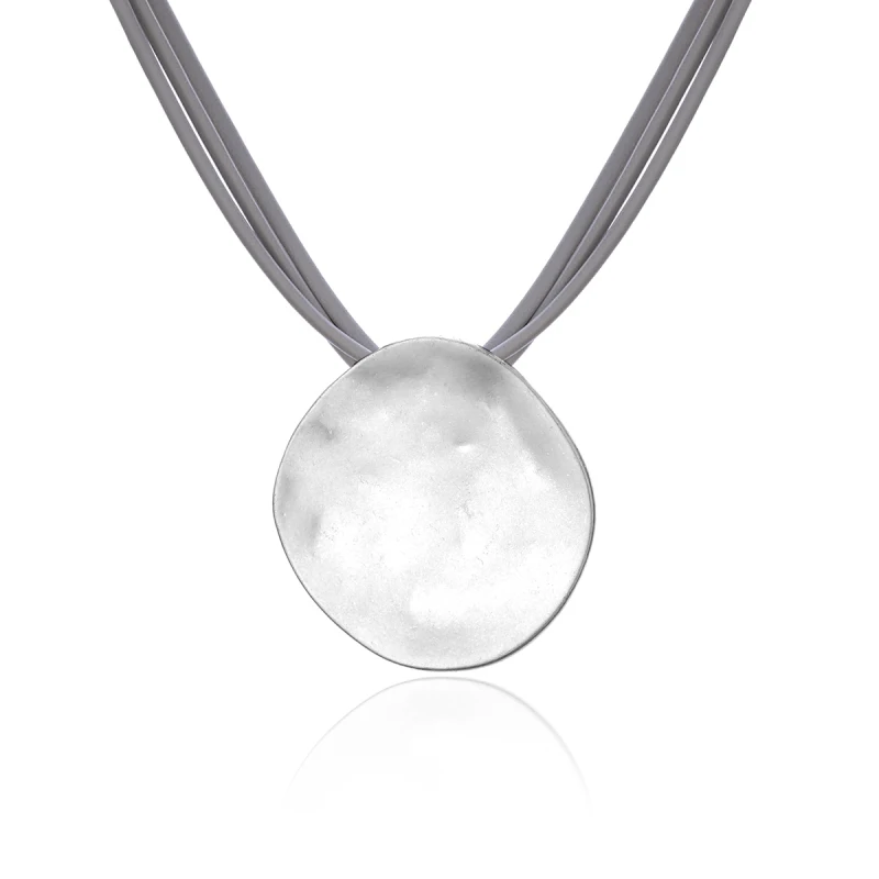 3 Multi-layer Leather Chains Big Irregular Round Pendant Necklaces for Women Statement Retro Vintage Jewelry for Female Gift
3 Multi-layer Leather Chains Big Irregular Round Pendant Necklaces for Women Statement Retro Vintage Jewelry for Female Gift