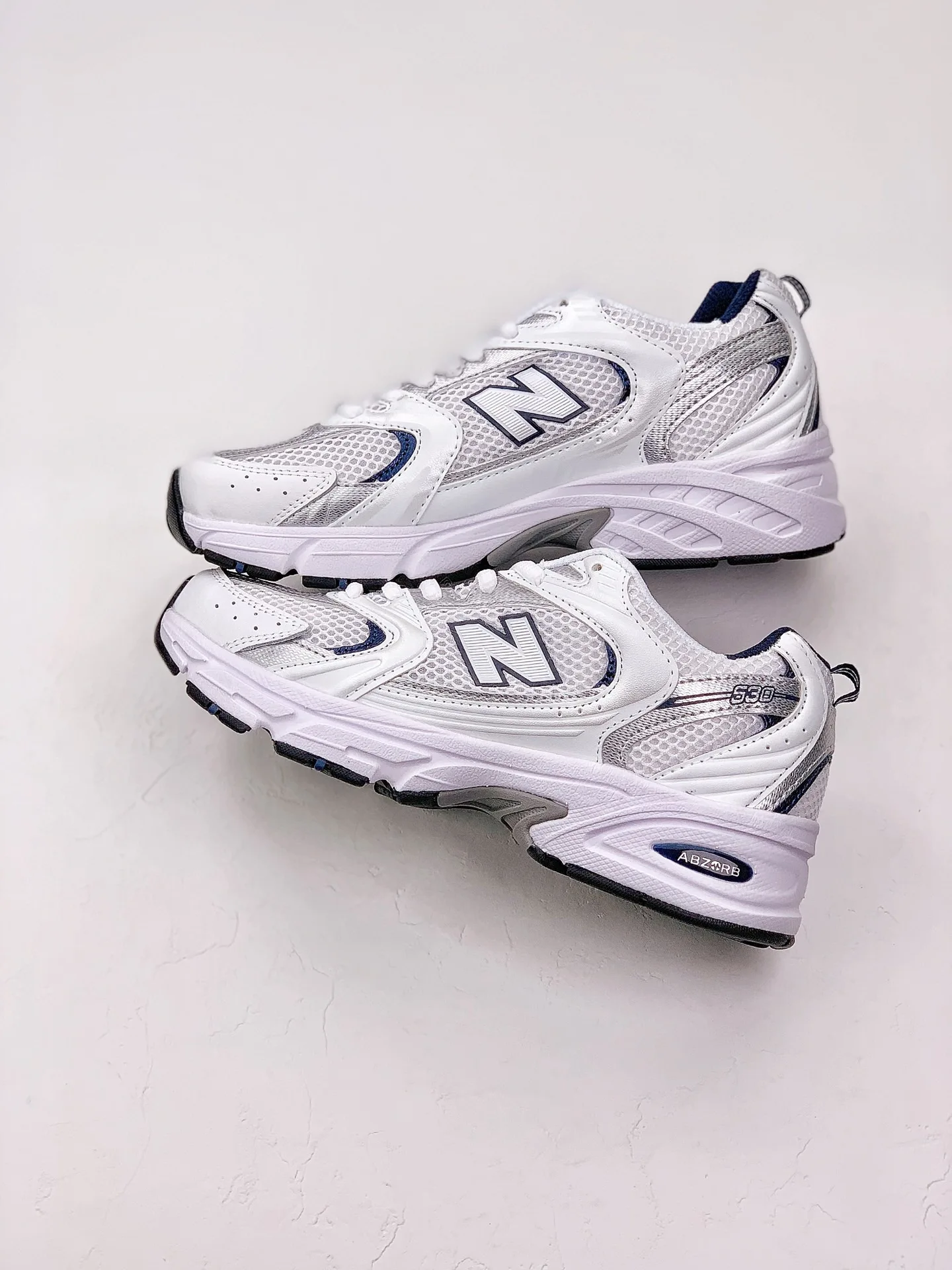 

New Balance 530 Women's Running Shoes Unisex Retro Casual Men's Shoes Women's Sports Shoes Durable and Lightweight 2021hot style