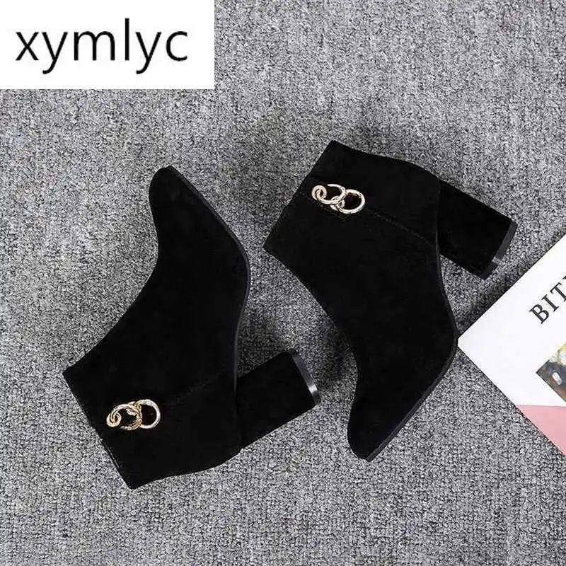 Retro Women Warm and velvet women's boots Vintage Block Heel Ankle Boots Side Zipper High Heels Women Shoes Big Sizes 35-43
Retro Women Warm and velvet women's boots Vintage Block Heel Ankle Boots Side Zipper High Heels Women Shoes Big Sizes 35-43