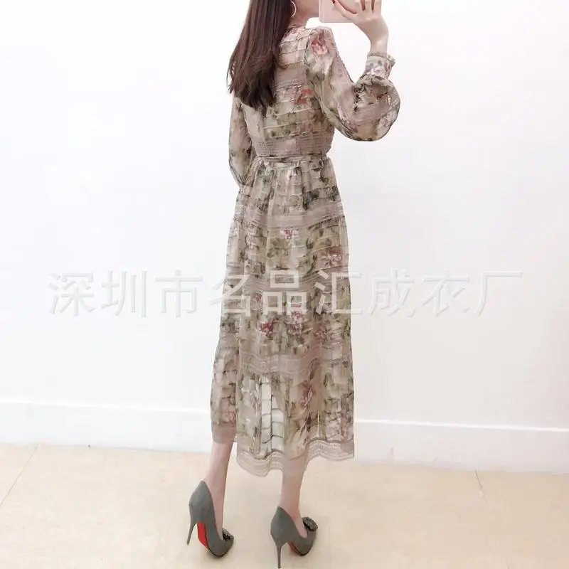 n women s New high end series 100 mulberry silk with lace splicing dress
n women s New high end series 100 mulberry silk with lace splicing dress