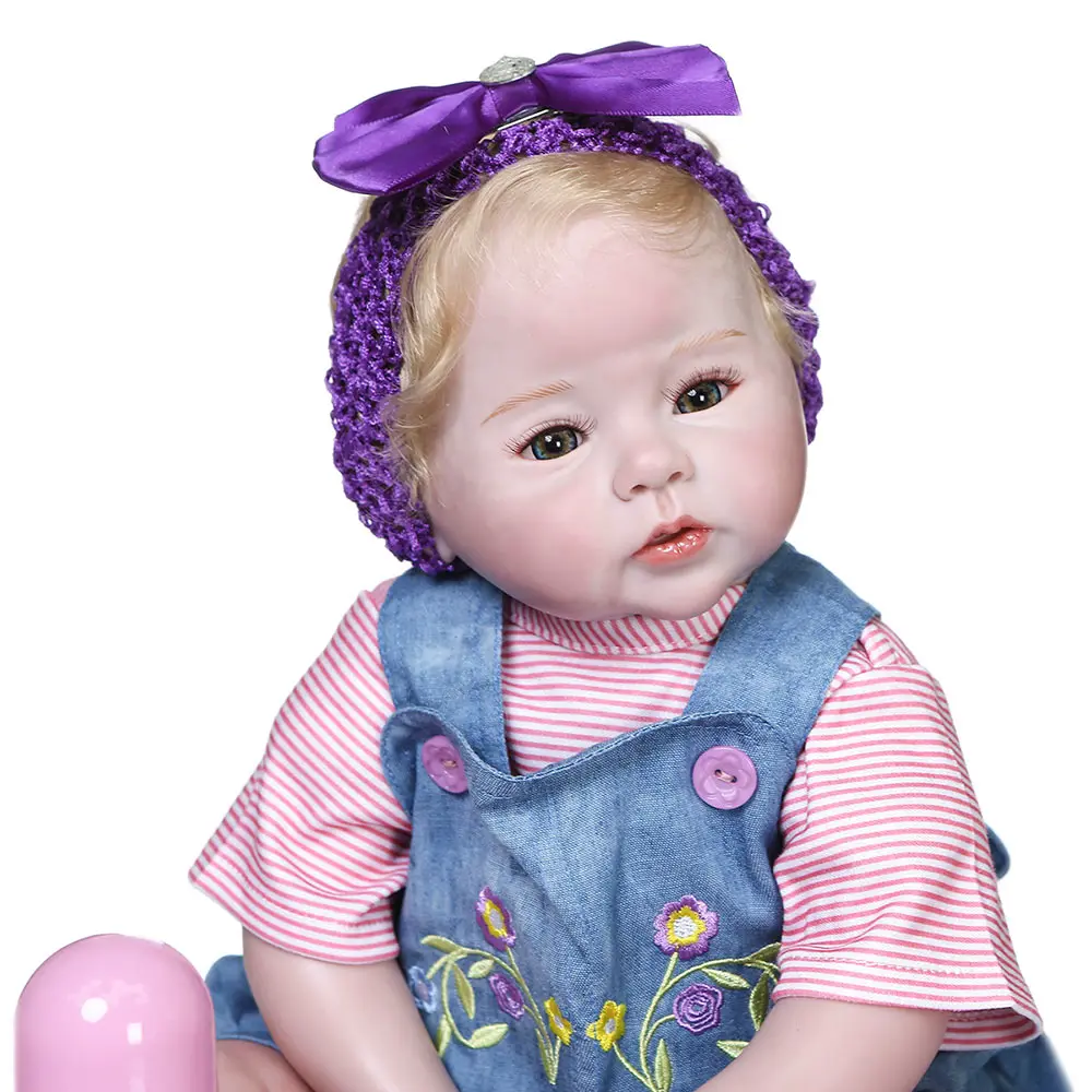 Baby Soft Silicone Reborn Doll Simulation Rebirth Soft Body Lifelike Cloth Dolls Toy Toddler Birthday Infant Doll Christmas Gift
Baby Soft Silicone Reborn Doll Simulation Rebirth Soft Body Lifelike Cloth Dolls Toy Toddler Birthday Infant Doll Christmas Gift