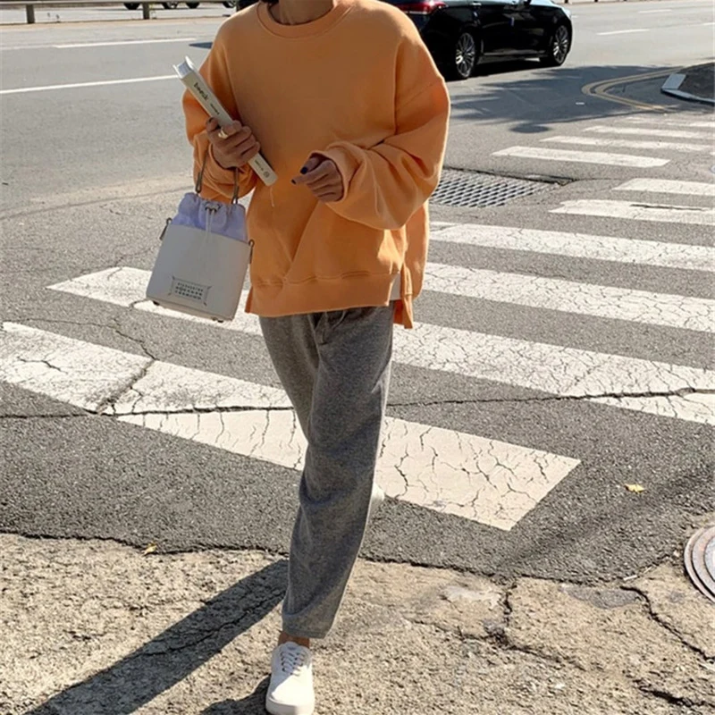 Femme Hot Sale Solid Color O-Neck Long Sleeve Side Slit Oversized Loose Sweatshirt Women Casual Warm Female Pullovers
Femme Hot Sale Solid Color O-Neck Long Sleeve Side Slit Oversized Loose Sweatshirt Women Casual Warm Female Pullovers