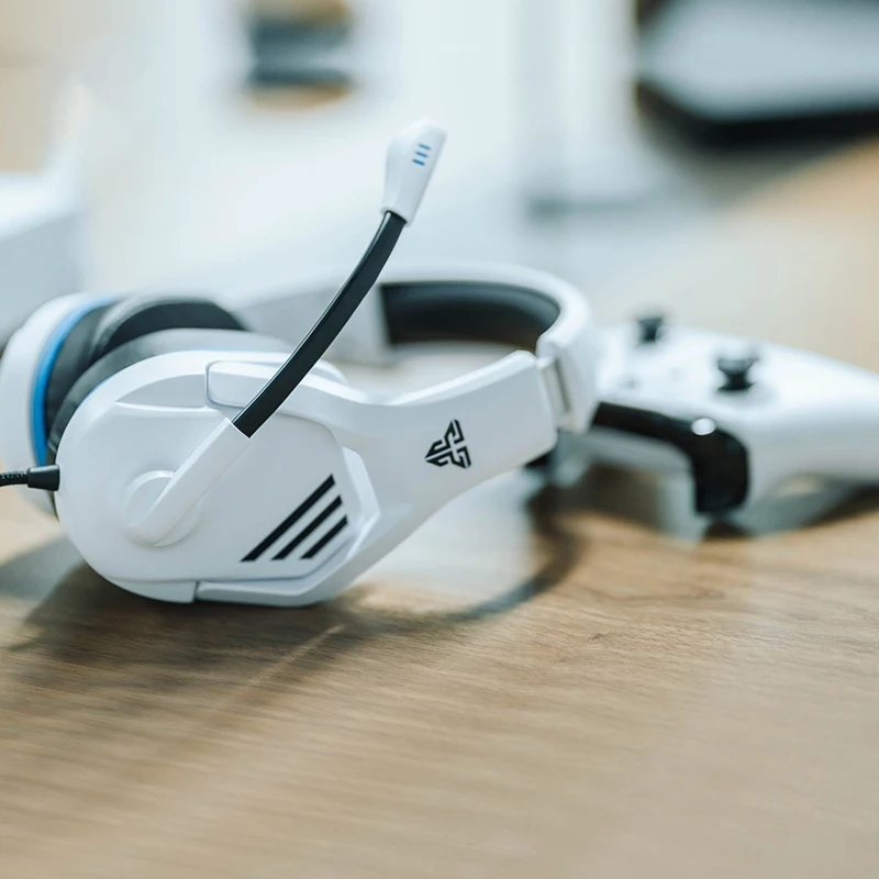 FANTECH MH86 Game Headset Acoustic Earphone 2M USB Lightweight Headphones 3.5mm TRRS Jack Earphones for Video Games 
FANTECH MH86 Game Headset Acoustic Earphone 2M USB Lightweight Headphones 3.5mm TRRS Jack Earphones for Video Games