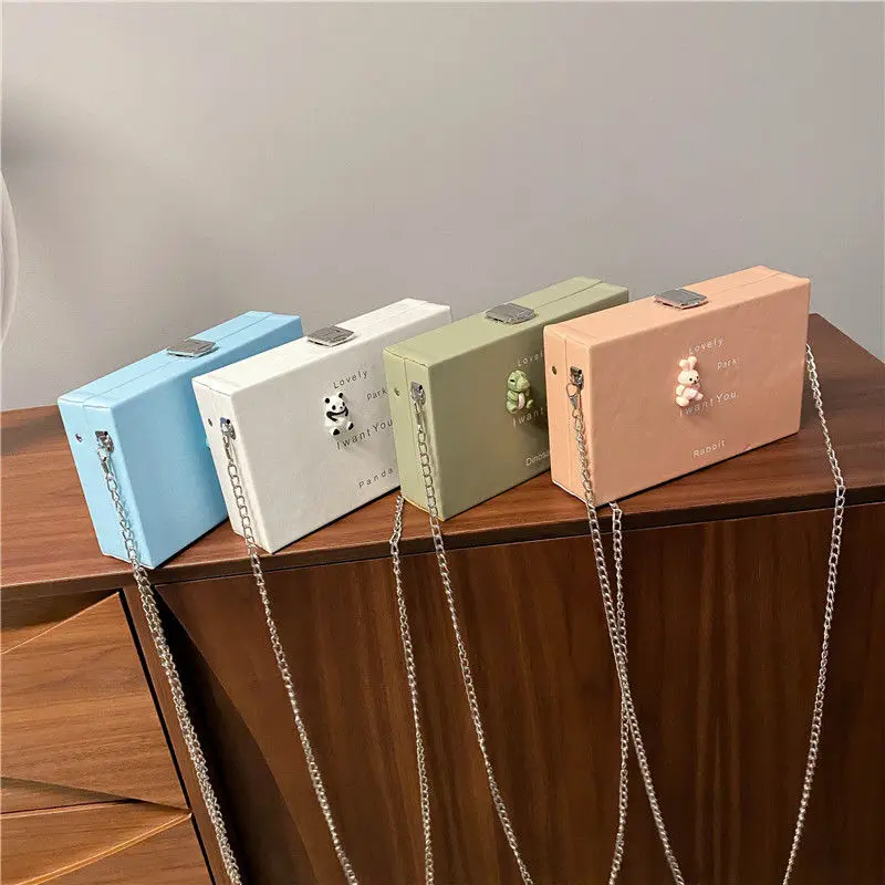 New PU Women's Messenger Bags Ladies Leather Shoulder Bags Casual Female Crossbody Bags Letter Print Handbag for Girls Tote Bags 
New PU Women's Messenger Bags Ladies Leather Shoulder Bags Casual Female Crossbody Bags Letter Print Handbag for Girls Tote Bags