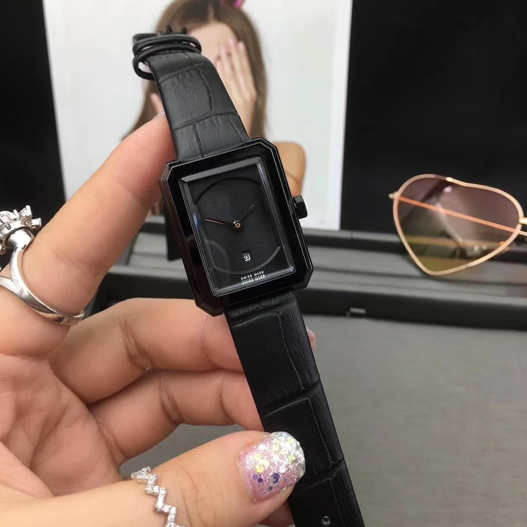 Luxury Brand New Lady Girl White Silver Black Leather Watches Boy.Friend Quartz Men Women Fashion Business Casual Wristwatch
Luxury Brand New Lady Girl White Silver Black Leather Watches Boy.Friend Quartz Men Women Fashion Business Casual Wristwatch