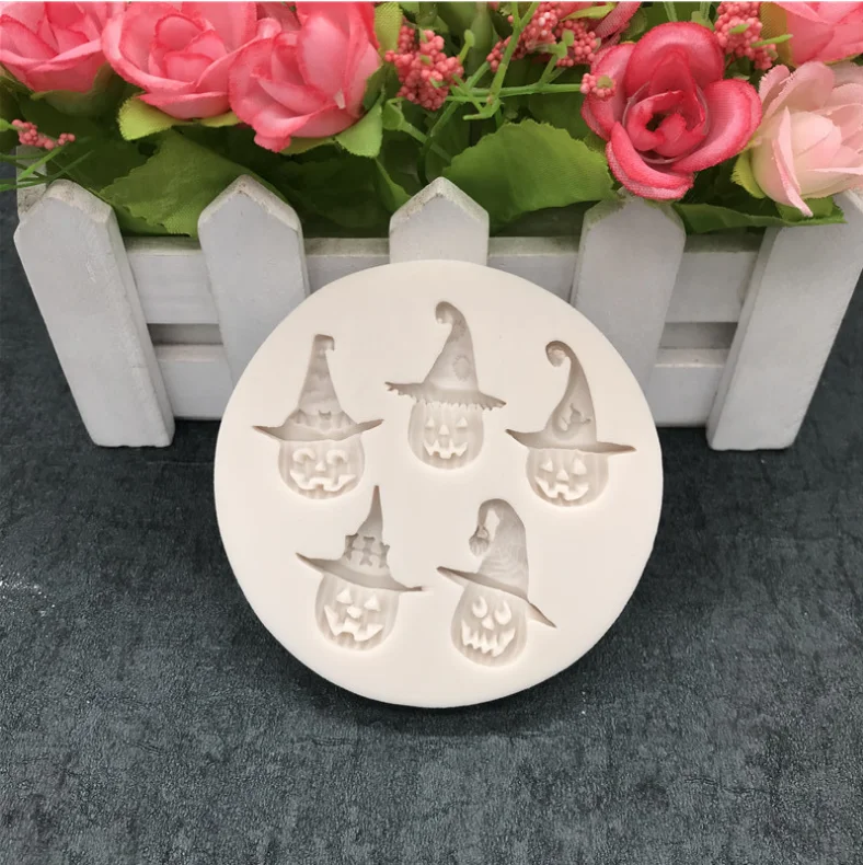 Halloween Pumpkin Silicone Fondant Soap Cake Mold Cupcake Candy Chocolate Decoration Baking Tool 
Halloween Pumpkin Silicone Fondant Soap Cake Mold Cupcake Candy Chocolate Decoration Baking Tool