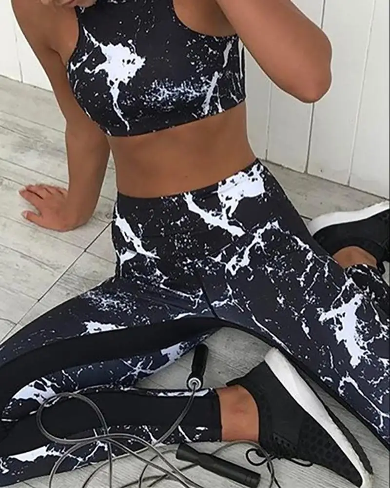 Ninimour Women 2pcs Seamless Yo ga Suit Set Sport Graffiti Print Gym Wear Clothes Sleeveless High Waist Legging Workout Fittings
Ninimour Women 2pcs Seamless Yo ga Suit Set Sport Graffiti Print Gym Wear Clothes Sleeveless High Waist Legging Workout Fittings