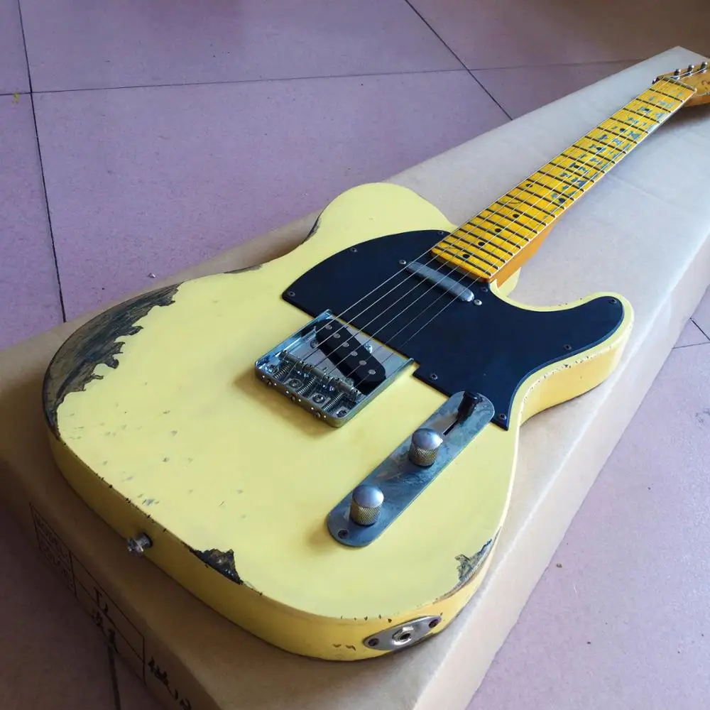 Hot selling new Chinese factory cream color handed relics electric guitar , high quality guitar , all colors are avalible
Hot selling new Chinese factory cream color handed relics electric guitar , high quality guitar , all colors are avalible