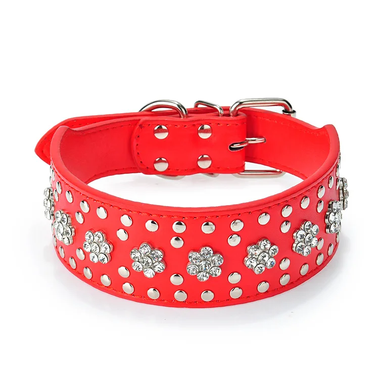 PU dog collar large diamond plum flower necklace Rhine diamond dog dog dog chain products
PU dog collar large diamond plum flower necklace Rhine diamond dog dog dog chain products