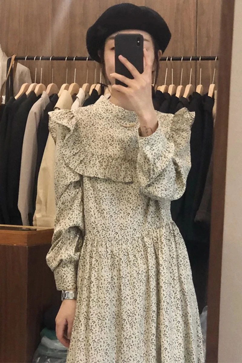 dresses women 2020 autumn korean clothes vintage sweet cotton ruffled stand collar patchwork loose long sleeve floral long dress
dresses women 2020 autumn korean clothes vintage sweet cotton ruffled stand collar patchwork loose long sleeve floral long dress