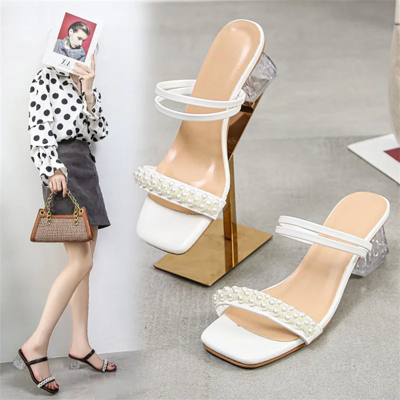 Beaded square head one-line high-heeled sandals women 2021 summer plus size transparent crystal heel slippers women shoes women
Beaded square head one-line high-heeled sandals women 2021 summer plus size transparent crystal heel slippers women shoes women