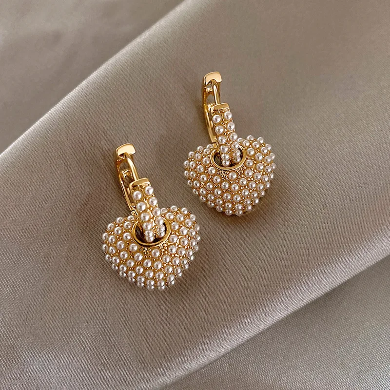 Popular In 2021 Celebrity Style Sweet Pearl Peach Heart Love Dangle Earrings For Woman Fashion Luxury Jewelry Unusual Earrings
Popular In 2021 Celebrity Style Sweet Pearl Peach Heart Love Dangle Earrings For Woman Fashion Luxury Jewelry Unusual Earrings