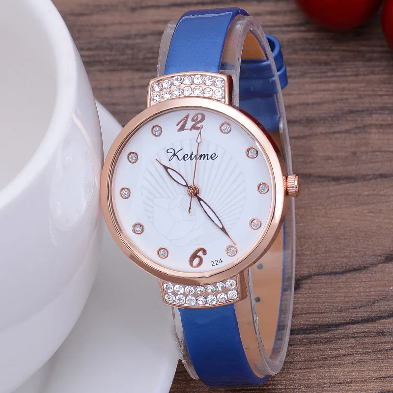 Fashionable women's belt watch simple Korean version quartz women's watch
Fashionable women's belt watch simple Korean version quartz women's watch
