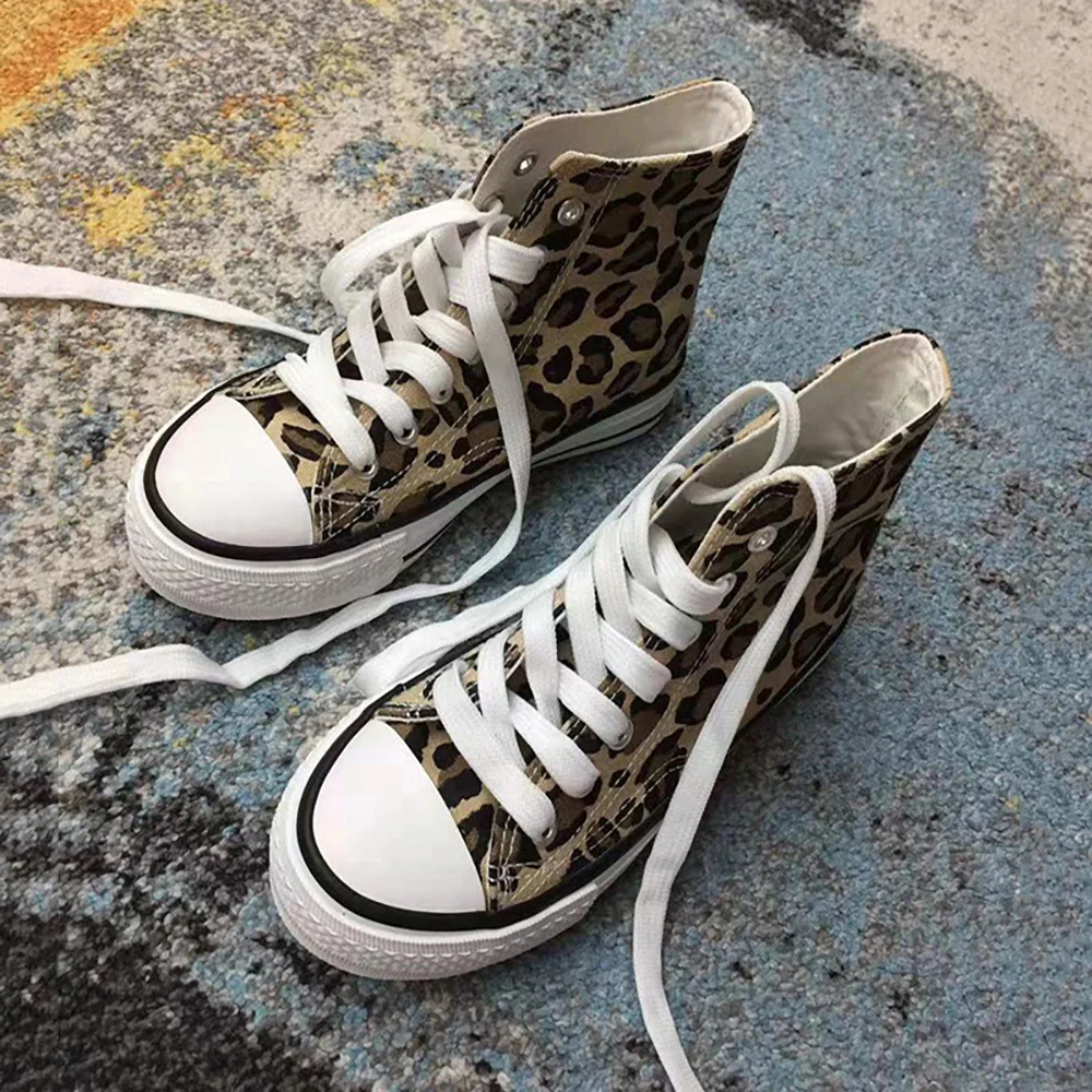 Trend Women Shoes Autumn Winter Leopard Canvas Flat Sneakers Casual Shoes High Top Tenis Sport Mujer Vulcanize
Trend Women Shoes Autumn Winter Leopard Canvas Flat Sneakers Casual Shoes High Top Tenis Sport Mujer Vulcanize