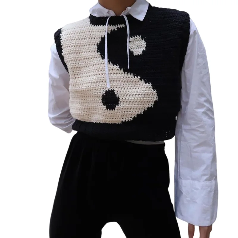 MosiMolly Tai Chi Color Block Sweater Vest Women Sleeveless Cropped Jumper 2021 AW Knit Vest
MosiMolly Tai Chi Color Block Sweater Vest Women Sleeveless Cropped Jumper 2021 AW Knit Vest