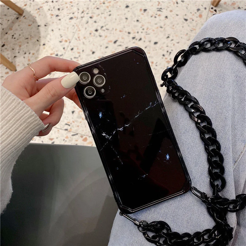 Fashion new mobile phone case FOR IPHONE CASE black bracelet well-known brand IPHONE 12 PROMAX/11 PROMAX/12MINI/XS/XR/7P/8P
Fashion new mobile phone case FOR IPHONE CASE black bracelet well-known brand IPHONE 12 PROMAX/11 PROMAX/12MINI/XS/XR/7P/8P