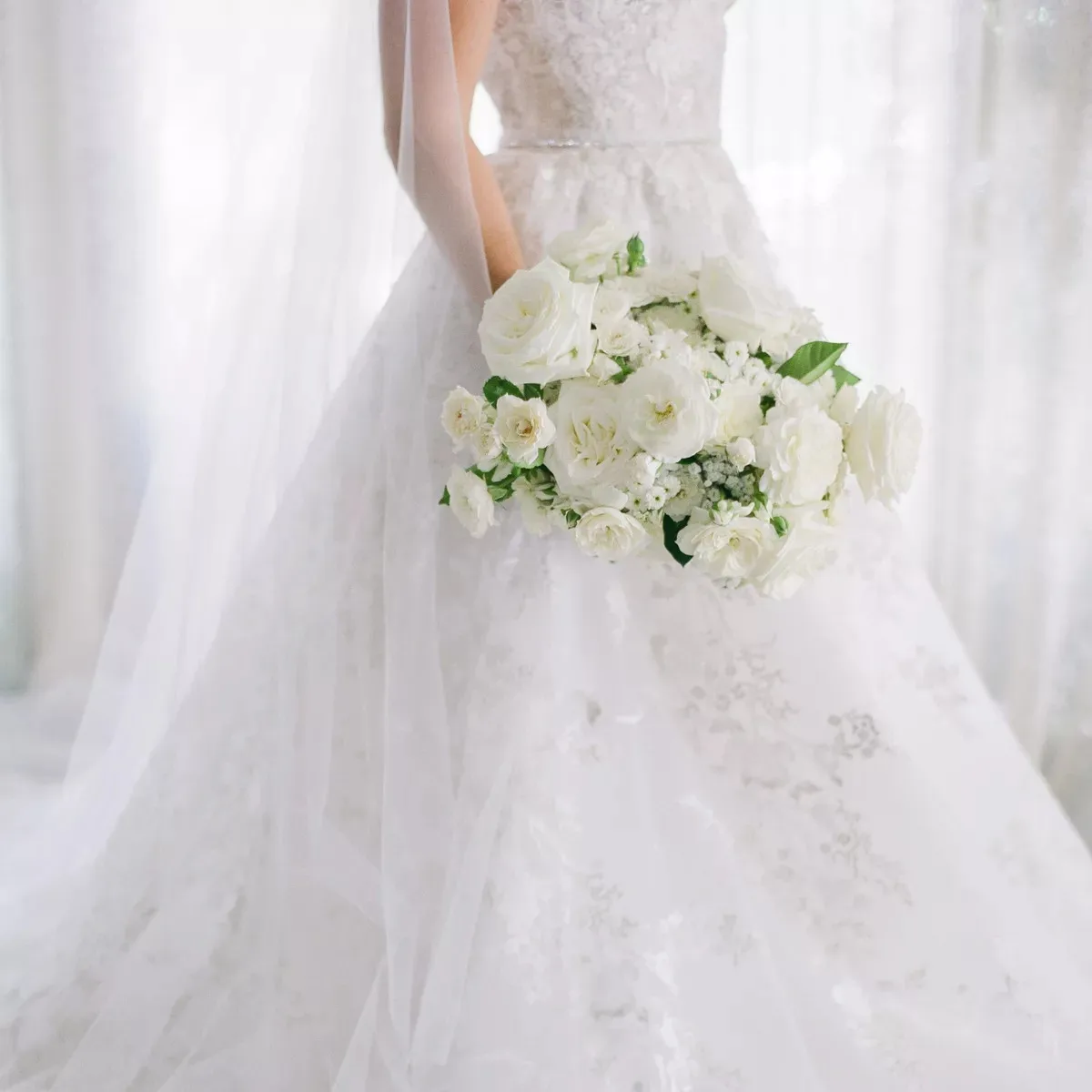 A Line Wedding Dress 2021 Wedding Gown Brial Lace with Chapel Train Sweetheart Sleeveless Zipper Back Robe De Marie
A Line Wedding Dress 2021 Wedding Gown Brial Lace with Chapel Train Sweetheart Sleeveless Zipper Back Robe De Marie