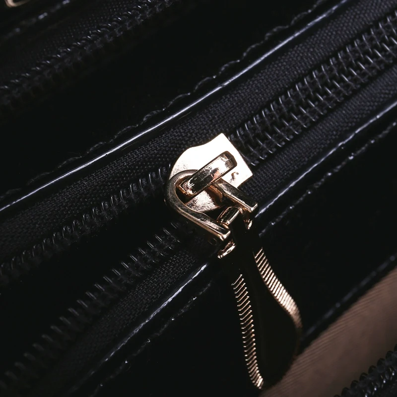 Women's Handbags Fashion High Capacity Patent Leather Casual Crossbody Top-Handle Shoulder Bags
Women's Handbags Fashion High Capacity Patent Leather Casual Crossbody Top-Handle Shoulder Bags