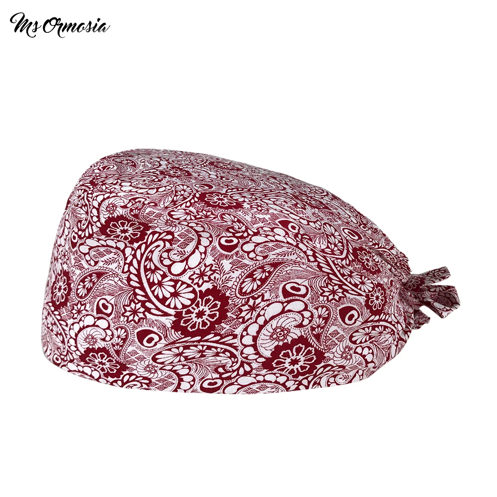 Здоровый спа пылезащитный колпачок с регулируемой цветочной печатью, винтажный красный узор для салона красоты, эластичный Tieback scrub hat 
Здоровый спа пылезащитный колпачок с регулируемой цветочной печатью, винтажный красный узор для салона красоты, эластичный Tieback scrub hat