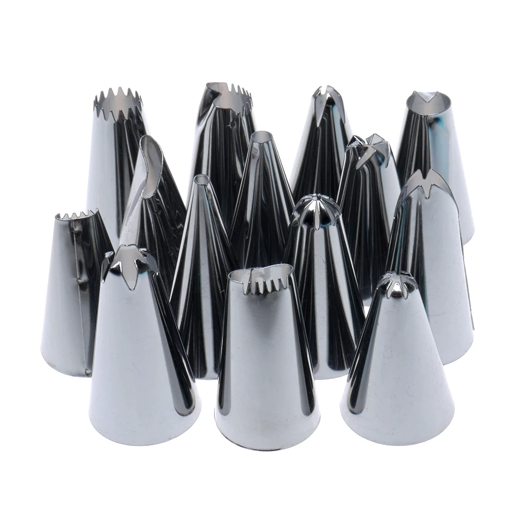 16 Pcs/Set 1Silicone Icing Piping Cream Pastry Bag and 14 Stainless Steel Nozzle and 1Converter Coupler Cake Decorating Tips Set
16 Pcs/Set 1Silicone Icing Piping Cream Pastry Bag and 14 Stainless Steel Nozzle and 1Converter Coupler Cake Decorating Tips Set