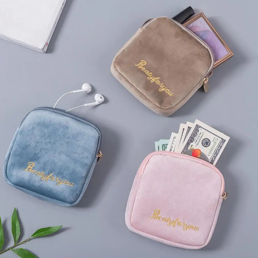 Plush Embroidery Women Cosmetics Sanitary Purse Storage Bag Pouch Container Coin Purses
Plush Embroidery Women Cosmetics Sanitary Purse Storage Bag Pouch Container Coin Purses