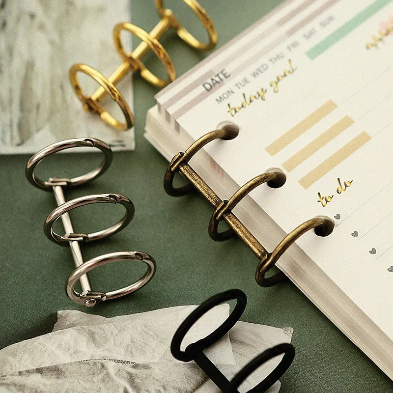 2PCS Metal Loose Leaf Book Binder Hinged Rings Circle Album Scrapbook Clips Craft Photo Album Metal Ring Binder Desk Calendars
2PCS Metal Loose Leaf Book Binder Hinged Rings Circle Album Scrapbook Clips Craft Photo Album Metal Ring Binder Desk Calendars