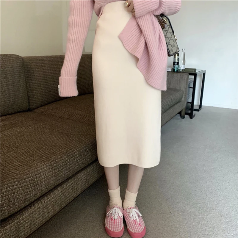 Женская длинная юбка средней длины, однотонная трикотажная юбка с высокой талией и разрезом на бедрах, Осень-зима 2021
Женская длинная юбка средней длины, однотонная трикотажная юбка с высокой талией и разрезом на бедрах, Осень-зима 2021