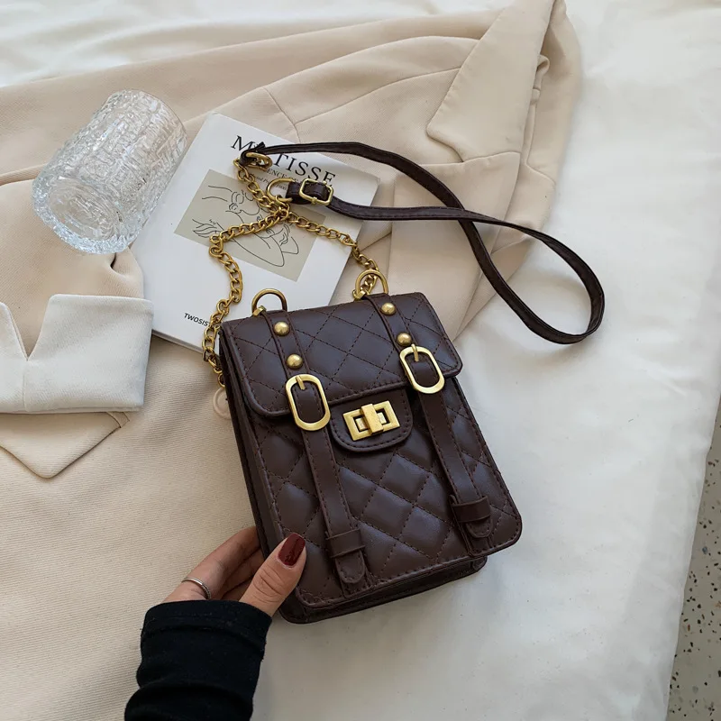 Ladies Messenger Bag Rhombic Leather One-shoulder Small Square Bag 2022 Trendy Fashion Double Belt Buckle Chain Messenger Bag
Ladies Messenger Bag Rhombic Leather One-shoulder Small Square Bag 2022 Trendy Fashion Double Belt Buckle Chain Messenger Bag