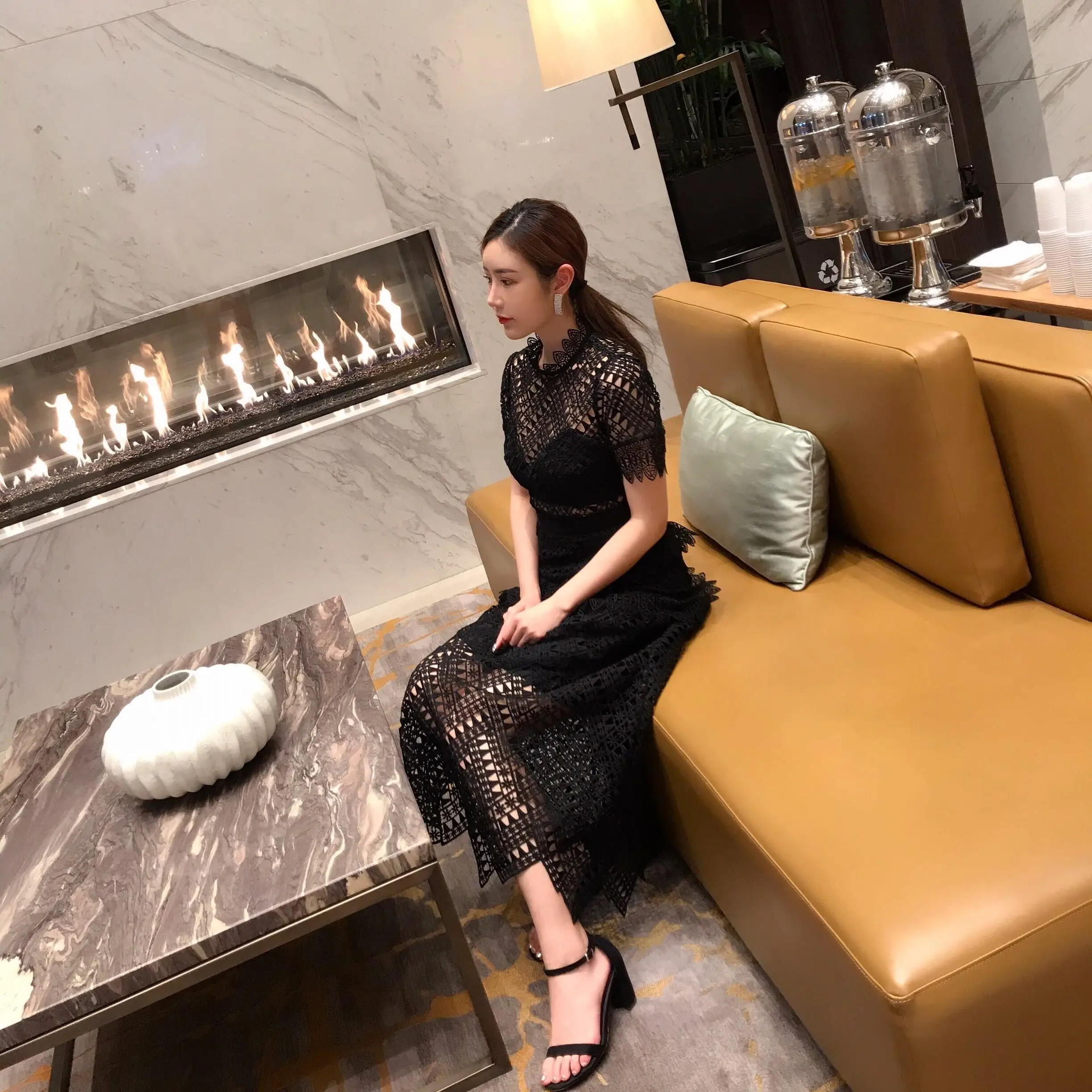 2021 Summer New Dress for Women Sexy Backless French Vintage Florr-length Dress Elegant Temperament High Waist Long Lace Dress
2021 Summer New Dress for Women Sexy Backless French Vintage Florr-length Dress Elegant Temperament High Waist Long Lace Dress