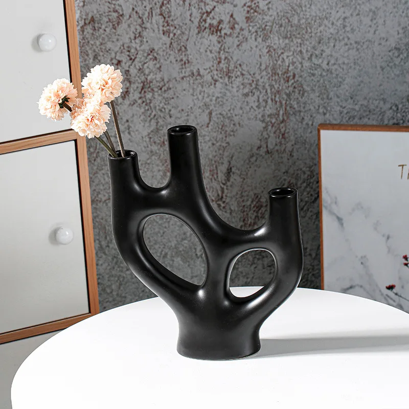 Nordic Luxury Ceramic Vase Candlestick Decoration Home Decor Modern Large Vase Table Living Room Decoration Home Accessories
Nordic Luxury Ceramic Vase Candlestick Decoration Home Decor Modern Large Vase Table Living Room Decoration Home Accessories