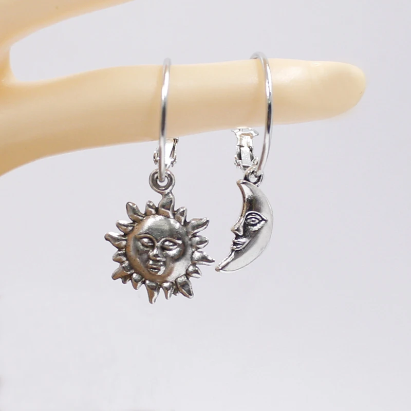 Sun and Moon Earrings , Asymmetrical Earrings , Hoops , Celestial Earrings , Hoop Earrings ,Star , Gift
Sun and Moon Earrings , Asymmetrical Earrings , Hoops , Celestial Earrings , Hoop Earrings ,Star , Gift