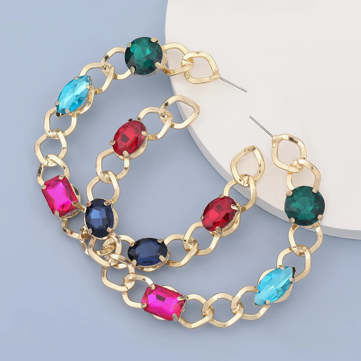 2021 Exaggerated Metallic Glass C-shaped Earrings Palace Banquet Popular Hoop Earrings Women's Luxury Accessories
2021 Exaggerated Metallic Glass C-shaped Earrings Palace Banquet Popular Hoop Earrings Women's Luxury Accessories