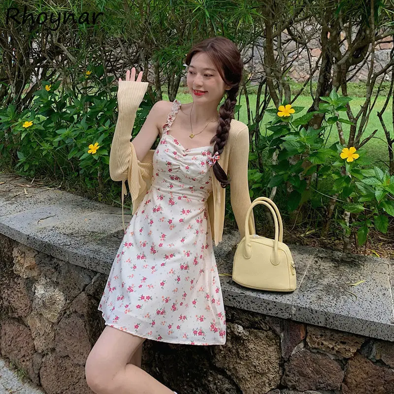 Women Dress Summer Sweet Stylish Mini Spaghetti Straps Sleeveless Sexy Girls Korean Style Floral Tender Hot Street Vestido Cozy
Women Dress Summer Sweet Stylish Mini Spaghetti Straps Sleeveless Sexy Girls Korean Style Floral Tender Hot Street Vestido Cozy
