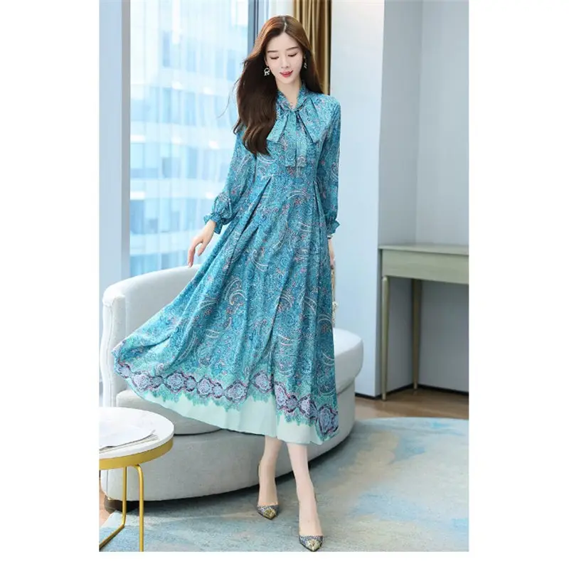 Plus Size Autumn And Winter Dress Over The Knee Fashion Bow Collar Chiffon Long Female Spring Slim French Floral Dress zh1673
Plus Size Autumn And Winter Dress Over The Knee Fashion Bow Collar Chiffon Long Female Spring Slim French Floral Dress zh1673