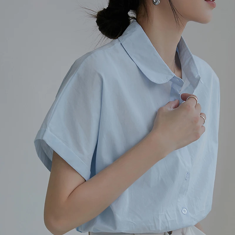 PLAMTEE 2022 New Summer White Blue Women Blouse Loose Korean Short Sleeve Shirts Solid Color Office Lady Tops
PLAMTEE 2022 New Summer White Blue Women Blouse Loose Korean Short Sleeve Shirts Solid Color Office Lady Tops