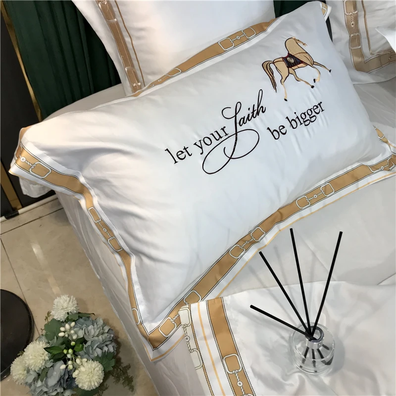 New Satin Silk Cotton knight Horse Embroidery Bedding Set Double Duvet Cover Set Bed Linen Fitted Sheet Pillowcases Home Textile
New Satin Silk Cotton knight Horse Embroidery Bedding Set Double Duvet Cover Set Bed Linen Fitted Sheet Pillowcases Home Textile