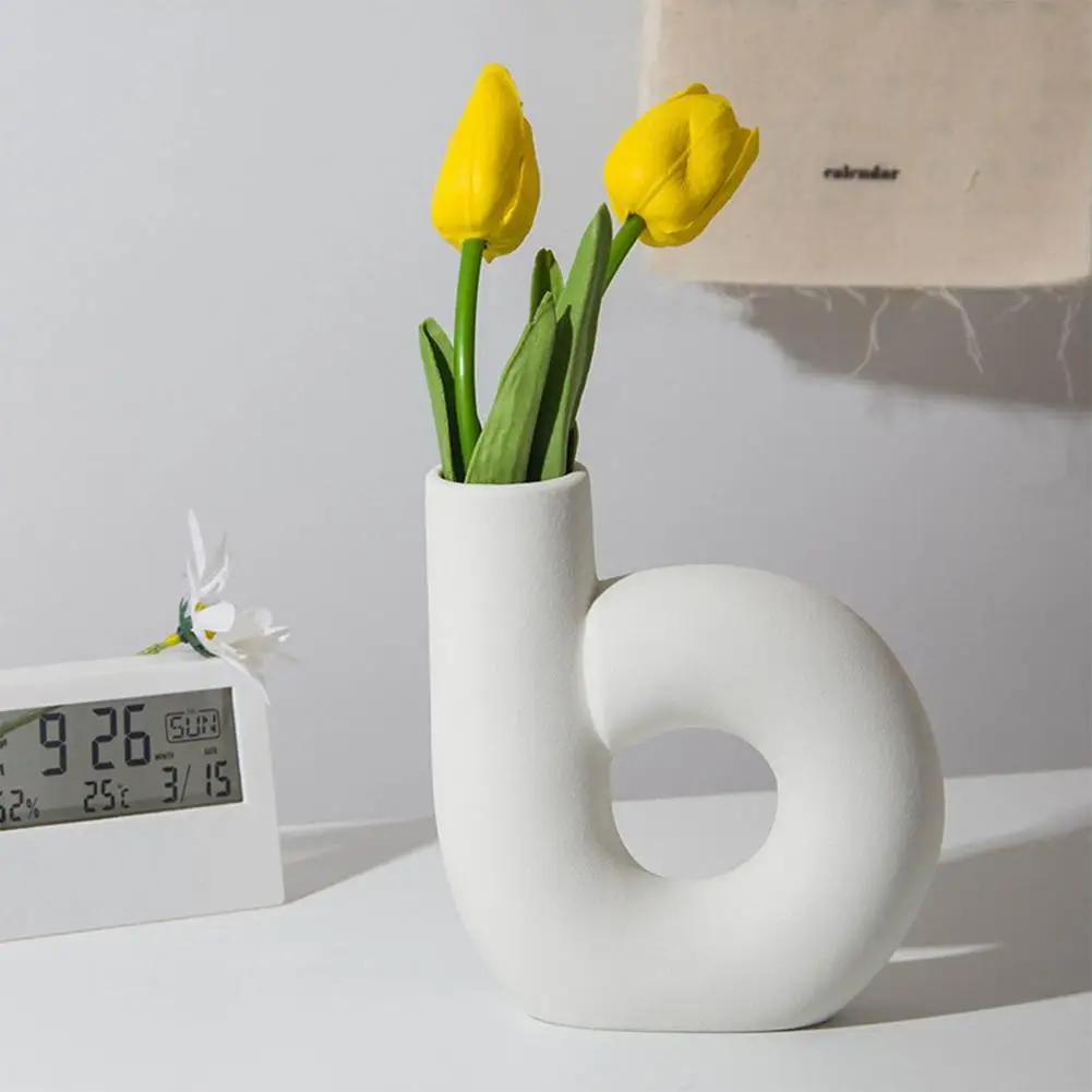 Creative Shape Art Modern Ceramic Flowers Vase Home Decor Vase Tabletop Flower Pot Office Decor Ornaments Vases
Creative Shape Art Modern Ceramic Flowers Vase Home Decor Vase Tabletop Flower Pot Office Decor Ornaments Vases