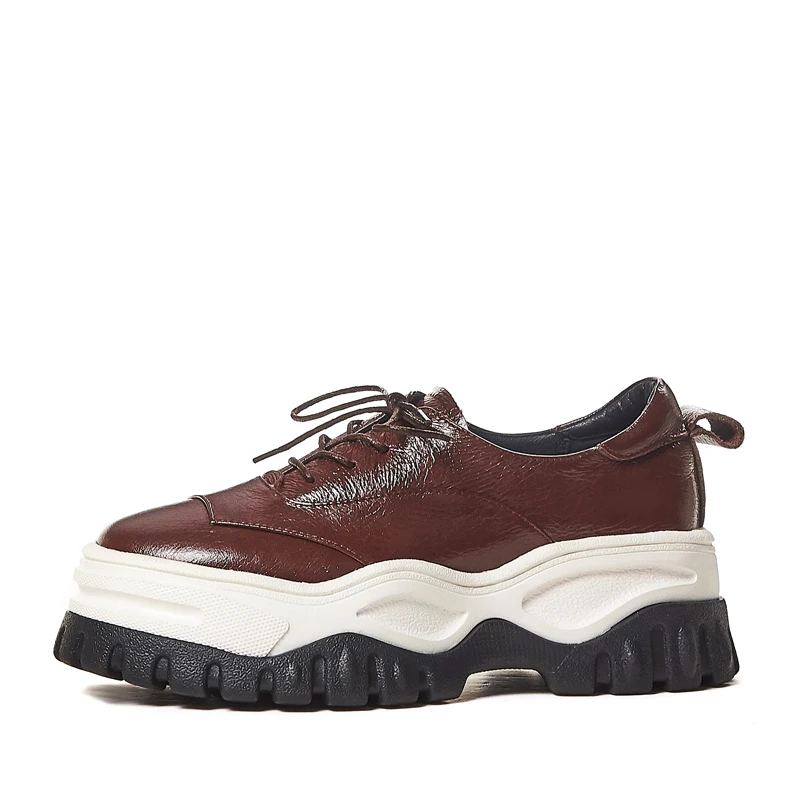 Leather platform shoes ladies lacing patent leather comfortable fashionable new spring and autumn single shoes
Leather platform shoes ladies lacing patent leather comfortable fashionable new spring and autumn single shoes