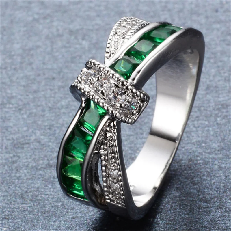 Women Men Fashion Luxury Personalized Jewelry Sterling Silver Rings Trend Zircon Crystal Couple's Ring Wholesale
Women Men Fashion Luxury Personalized Jewelry Sterling Silver Rings Trend Zircon Crystal Couple's Ring Wholesale