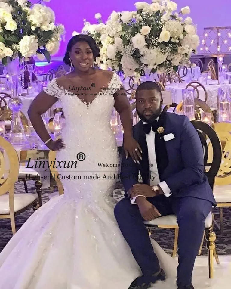 Africa Mermaid Wedding Dresses 2020 Sheer Neck Covered Button Back Sweep Train Beaded Vestido De Novia Bridal Gowns Plus Size
Africa Mermaid Wedding Dresses 2020 Sheer Neck Covered Button Back Sweep Train Beaded Vestido De Novia Bridal Gowns Plus Size