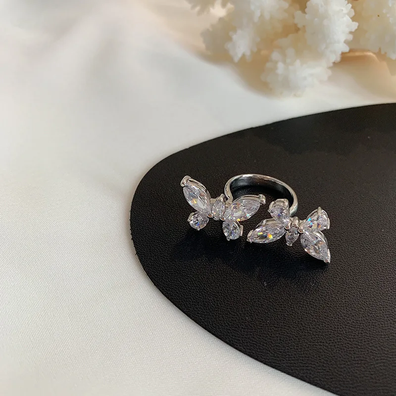 Punk Ring Women's Fashion Finger Stainless Steel Accessories Gothic Butterfly Twin Zircon Open Ring Japan Korea Style Cool Chain
Punk Ring Women's Fashion Finger Stainless Steel Accessories Gothic Butterfly Twin Zircon Open Ring Japan Korea Style Cool Chain