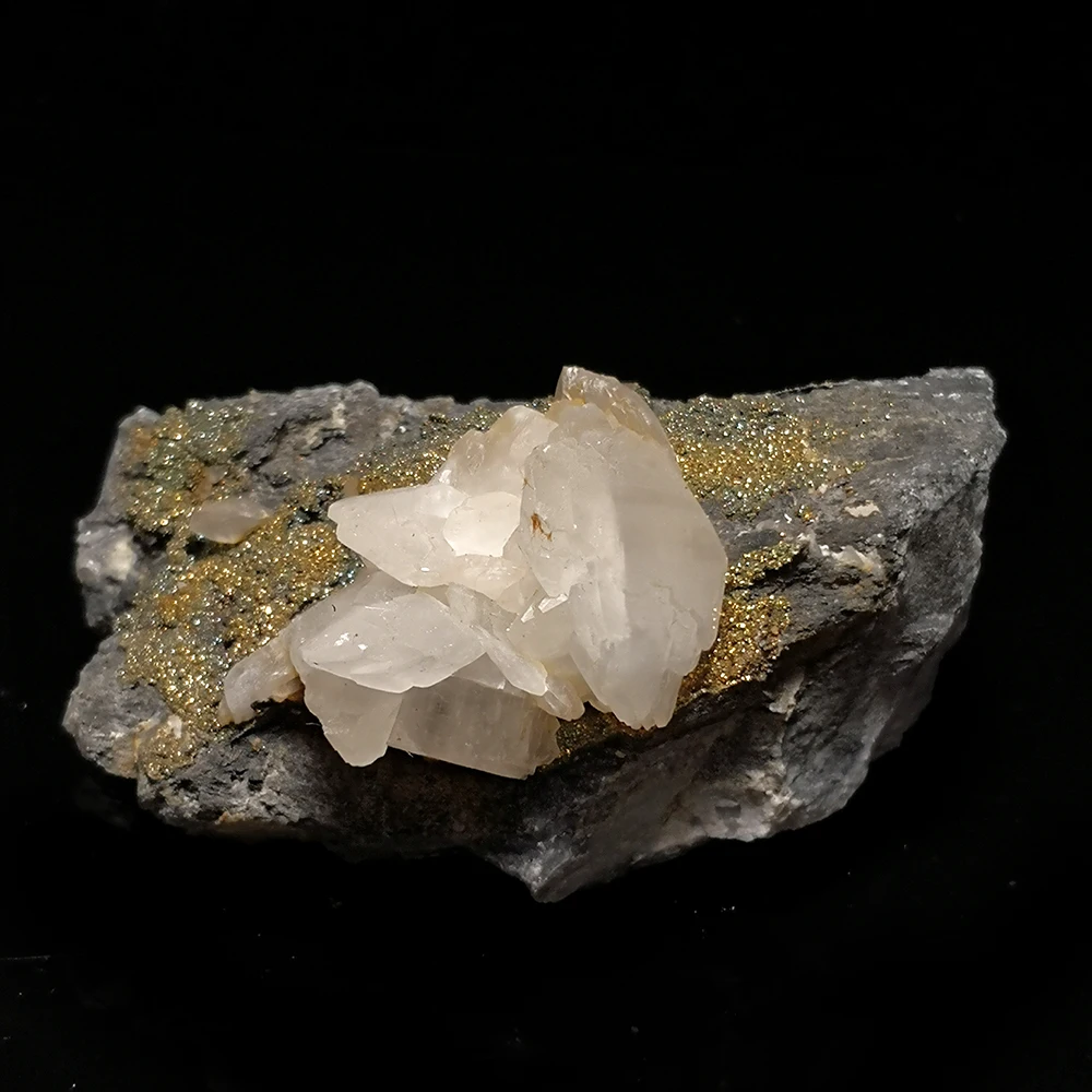 228g F1-A Natural Stone Calcite and Pyrite Mineral Crystal Specimen from Fujian Province,China
228g F1-A Natural Stone Calcite and Pyrite Mineral Crystal Specimen from Fujian Province,China