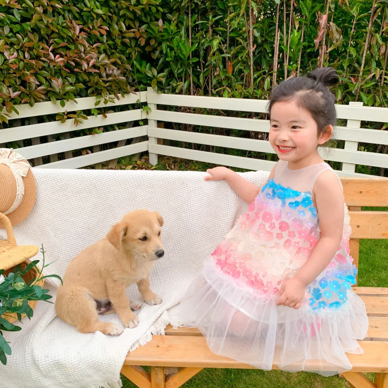 Summer New Arrival korean style hot selling cotton colorful flowers sleeveless princess dress for cute sweet baby girls
Summer New Arrival korean style hot selling cotton colorful flowers sleeveless princess dress for cute sweet baby girls