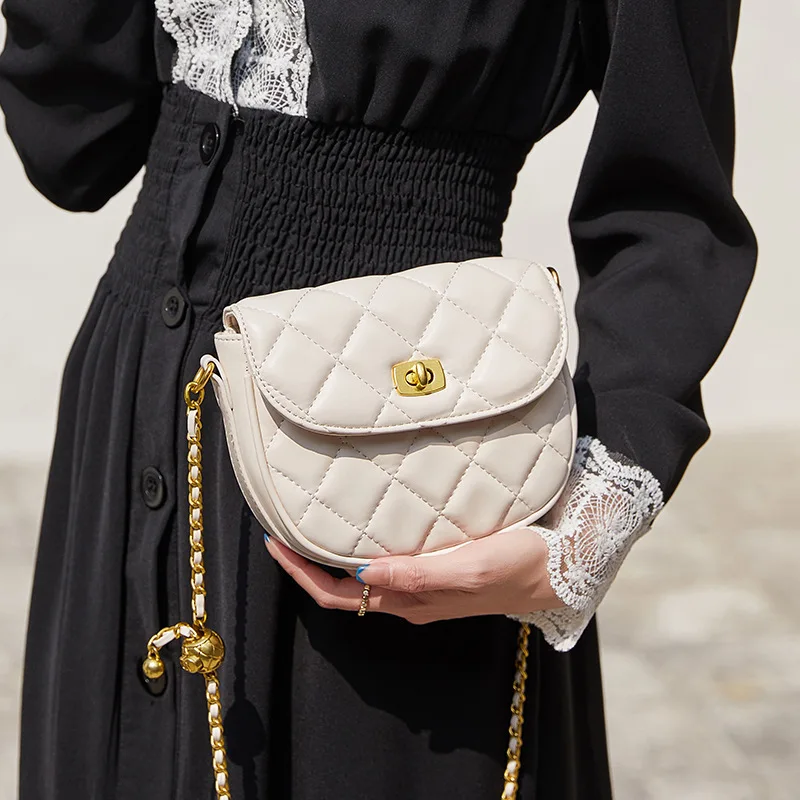 Ling, Chain Bag Female 2021 New Tide Web Celebrity Saddle Bag Texture Ins Popular Fashion Joker Inclined Shoulder Bag
Ling, Chain Bag Female 2021 New Tide Web Celebrity Saddle Bag Texture Ins Popular Fashion Joker Inclined Shoulder Bag