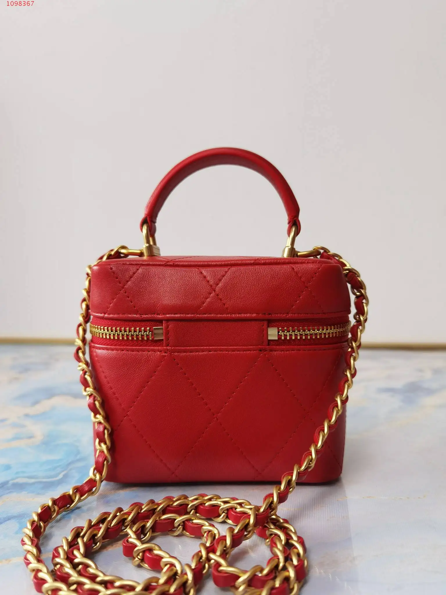 Handle Bag Women bag Retro Handbag real Leather Shoulder Totes messenger Top Handle Bag Female Small crossbody Bags Clutch
Handle Bag Women bag Retro Handbag real Leather Shoulder Totes messenger Top Handle Bag Female Small crossbody Bags Clutch